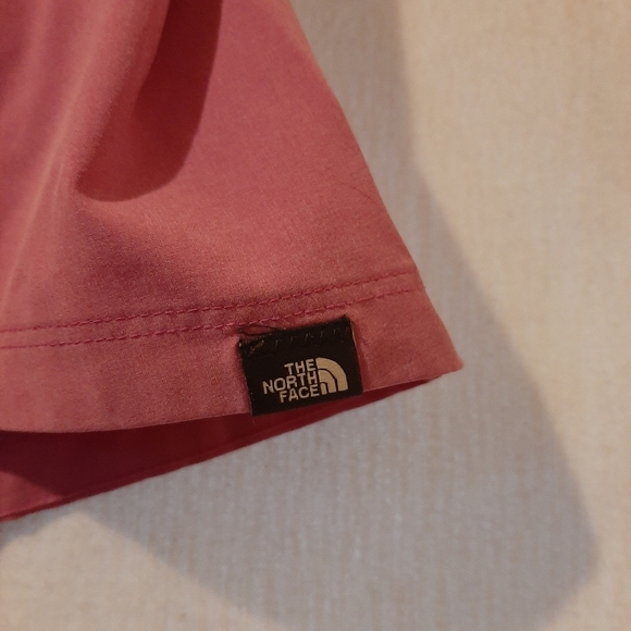 Pink The Northface dress - Picture 4 of 4